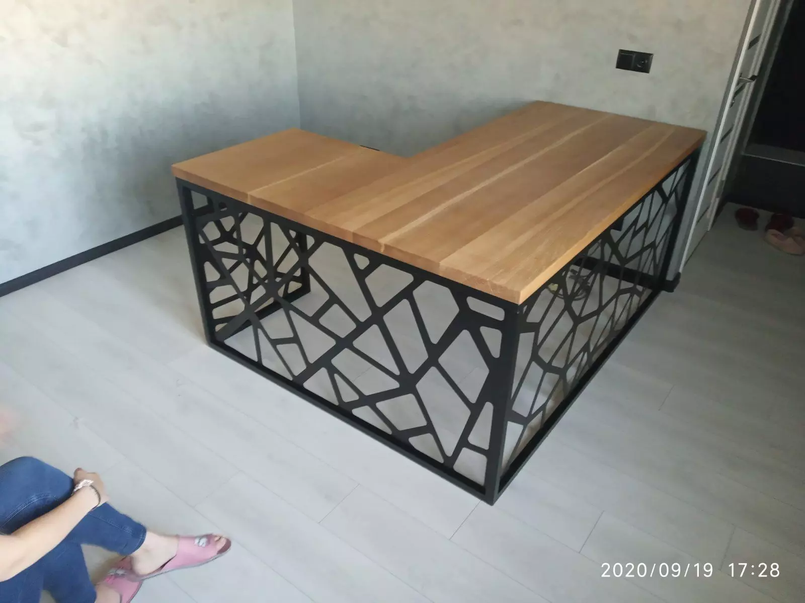 Cobweb table 3D model