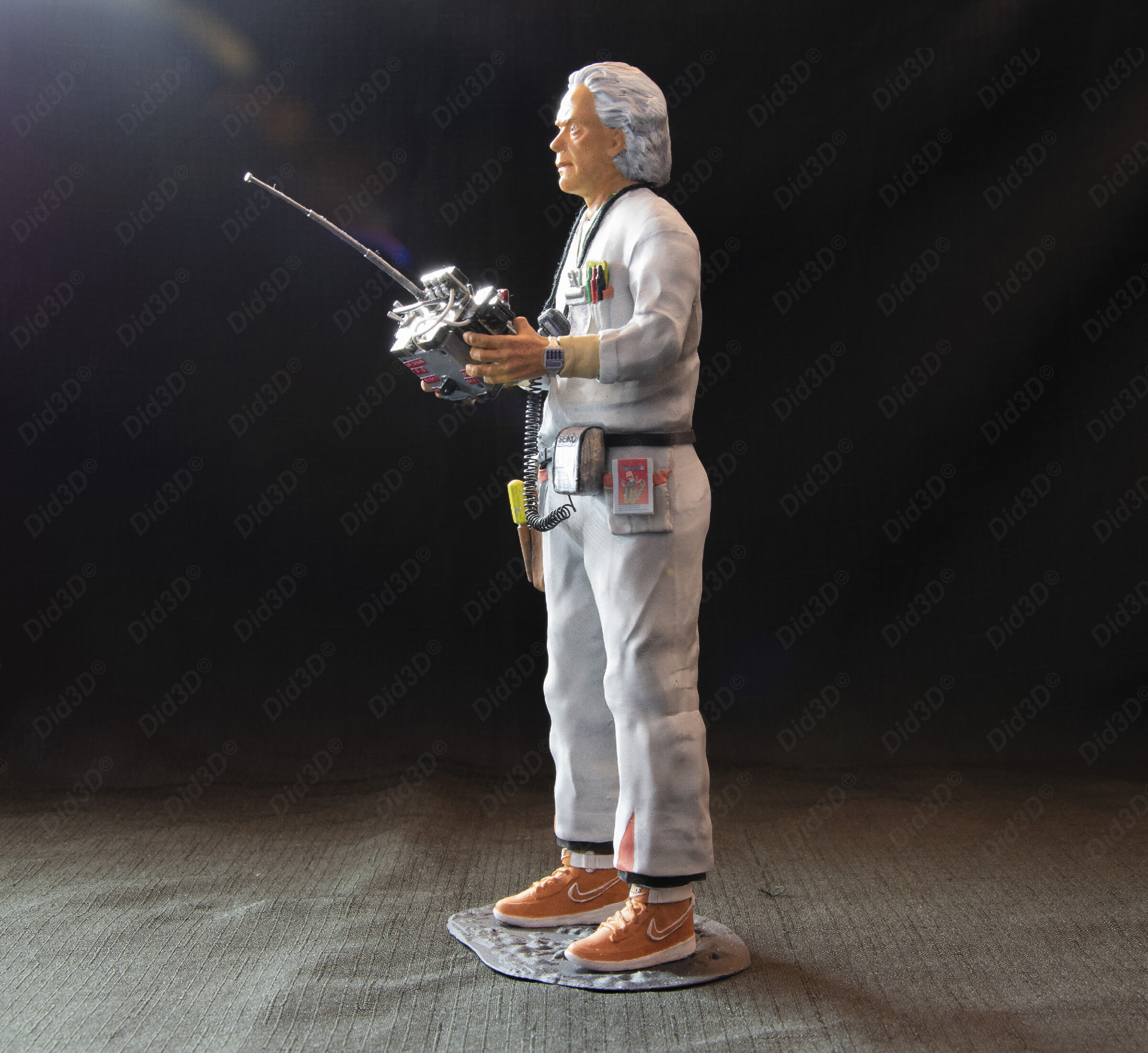 Doc Brown BTTF 1-8Scale 23cm Ready to Print 3D print model_3