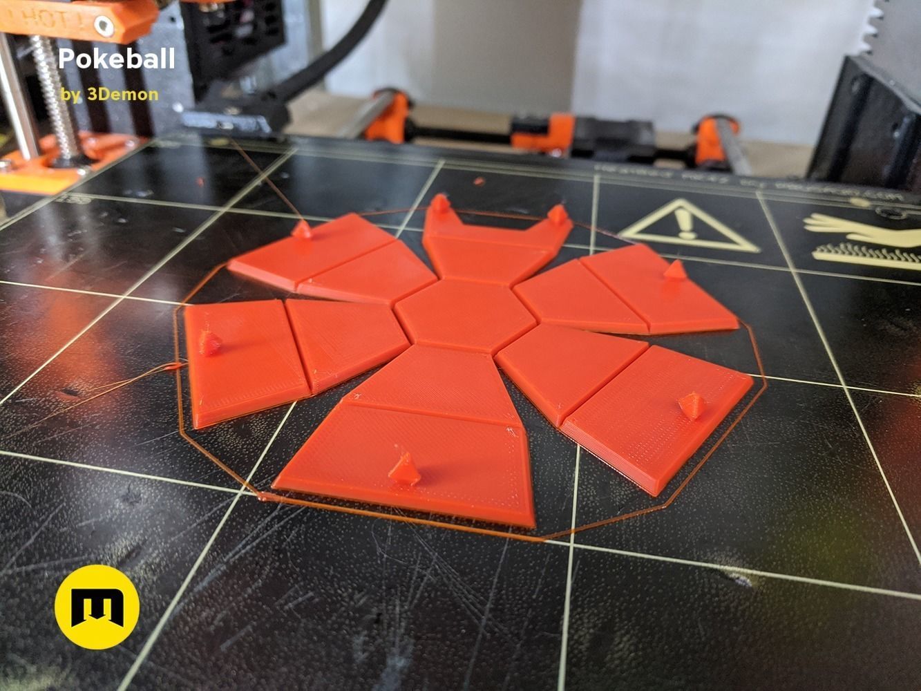 Foldable Pokeball Box Decoration Free 3D print model_4