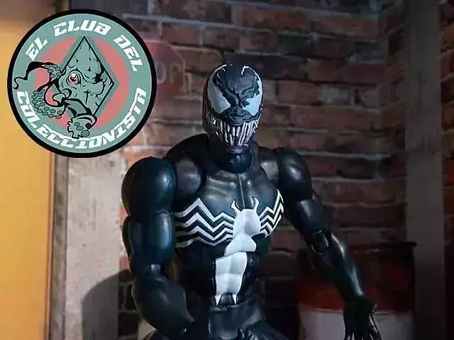 Venom head sculpt