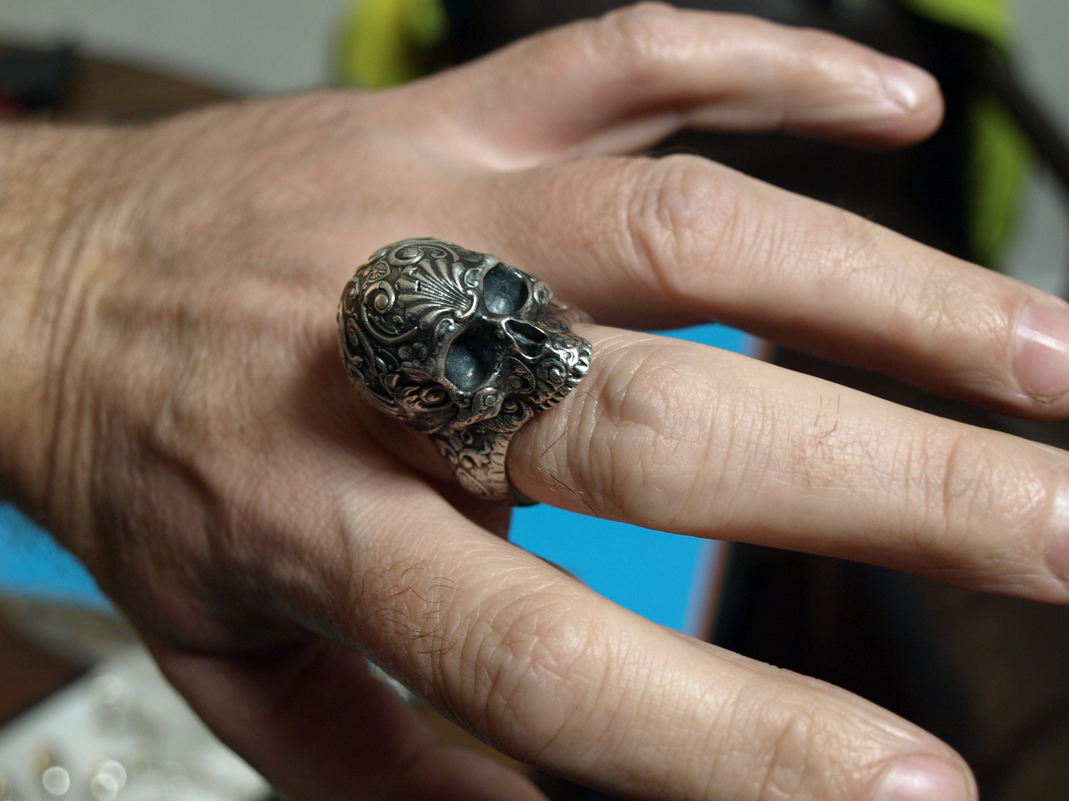 Skull Ring Patterned and Cast in Silver 3D print model_2