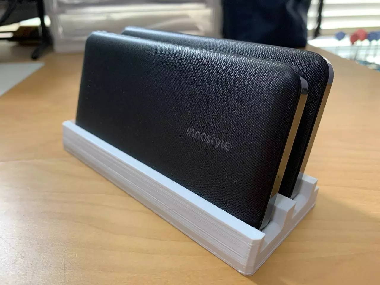 Portable Charger Stand Free 3D print model
