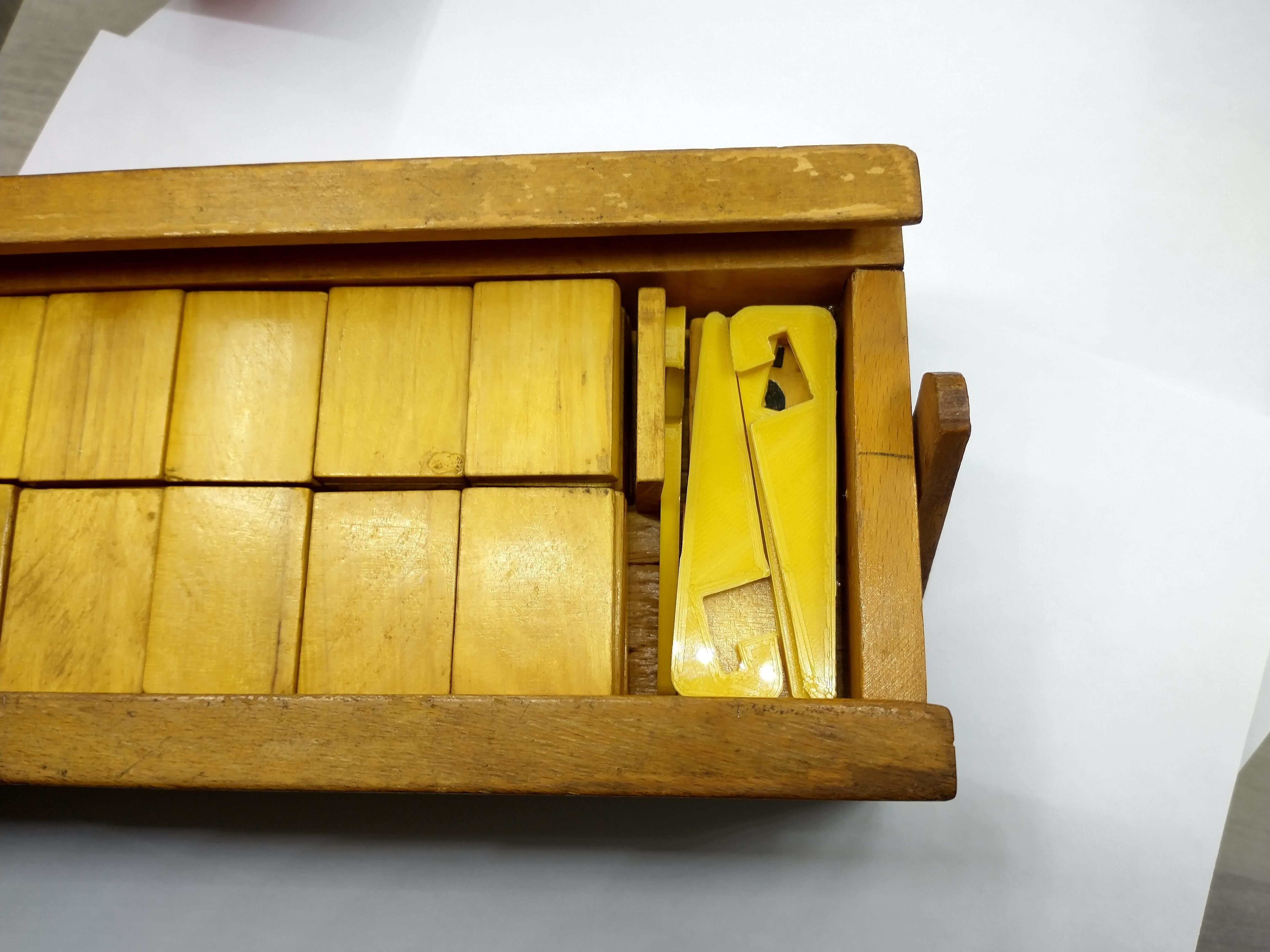 table foot rummy remy  remi 3D print model_9