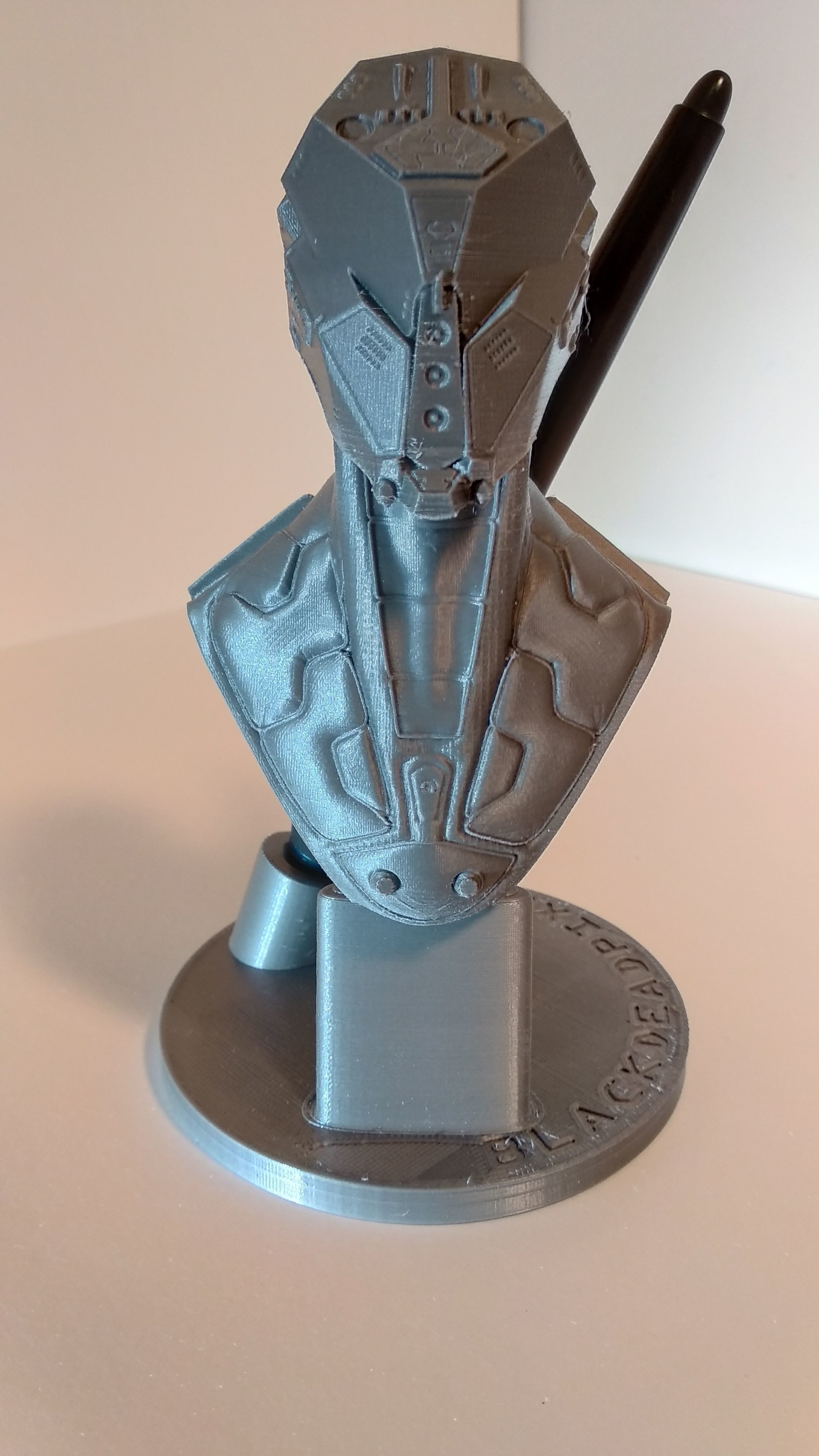 Wacom Pen Holder The guardian 3D print model_2