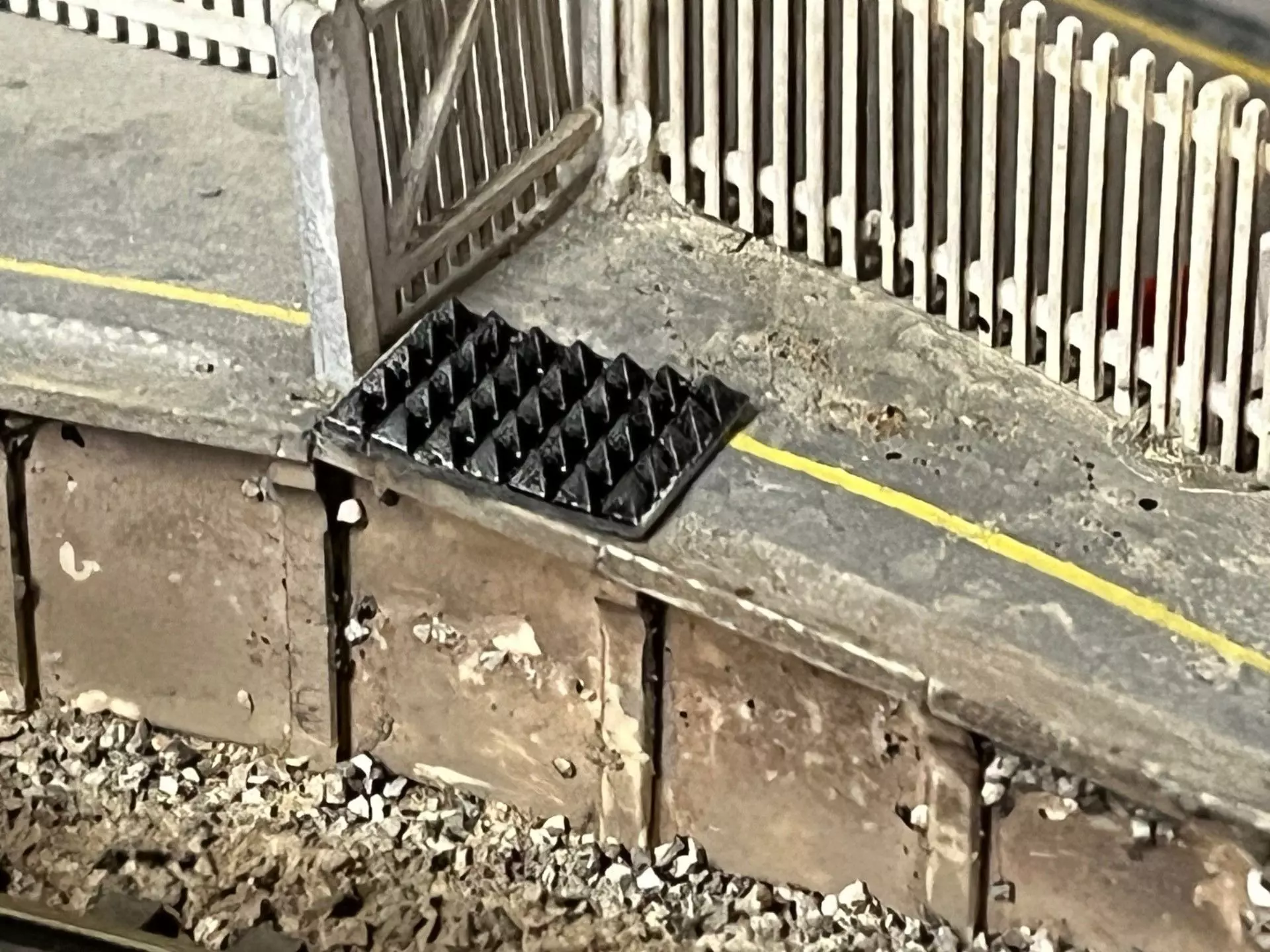 Model Railway Platform Anti-Trespass Panel Rubber 3D print model_0
