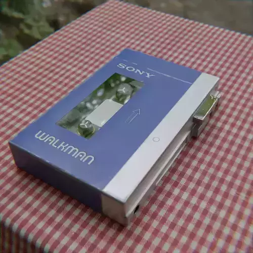 sony walkman blue retro low poly