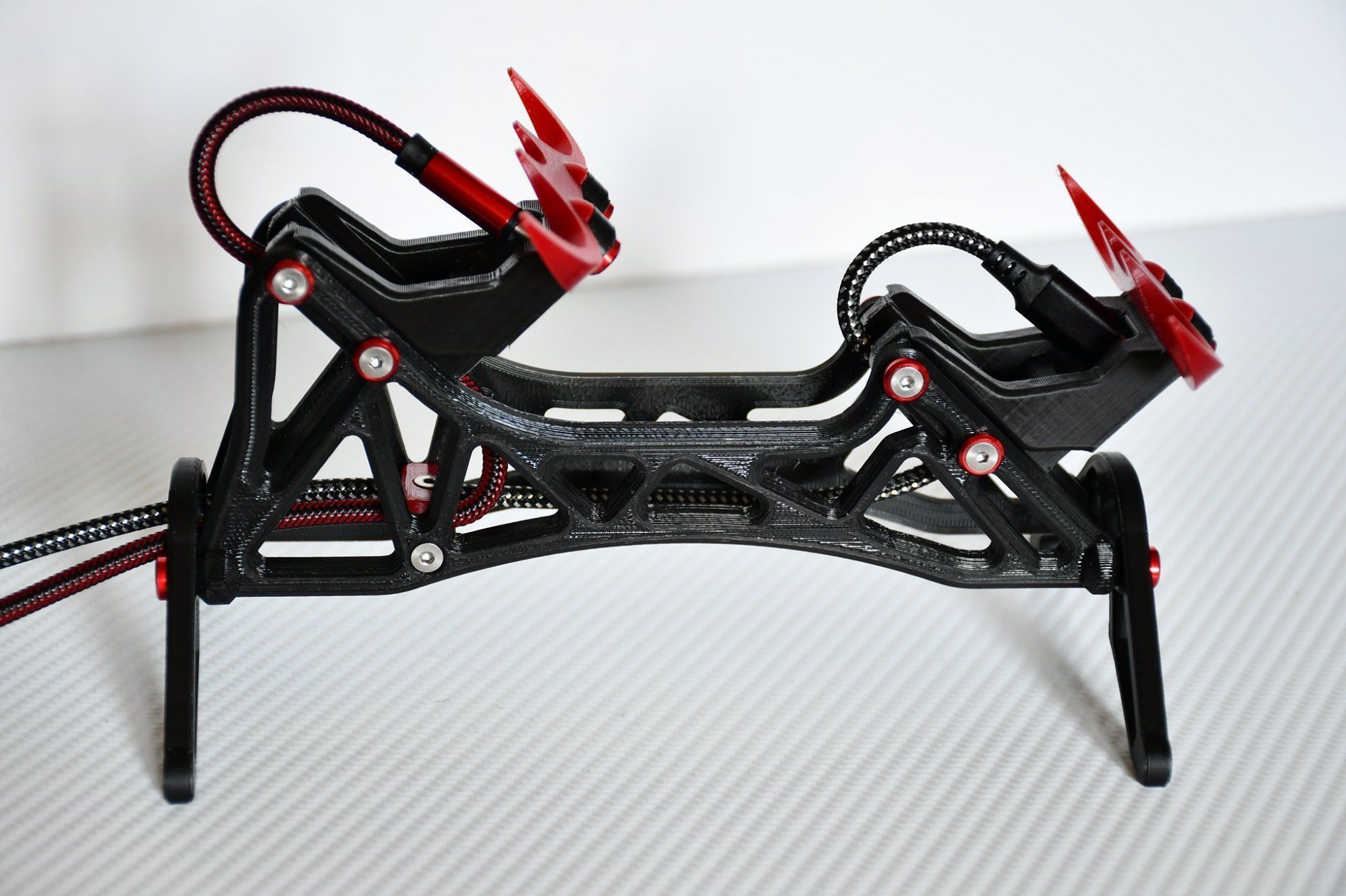 Dual controller stand for Xbox series X and PS4 3D print model_5