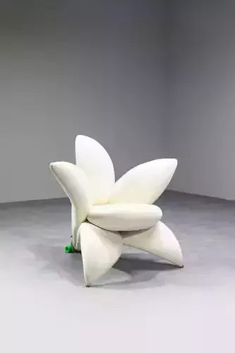 Flower-Inspired Modern Lounge Chair 3D Model