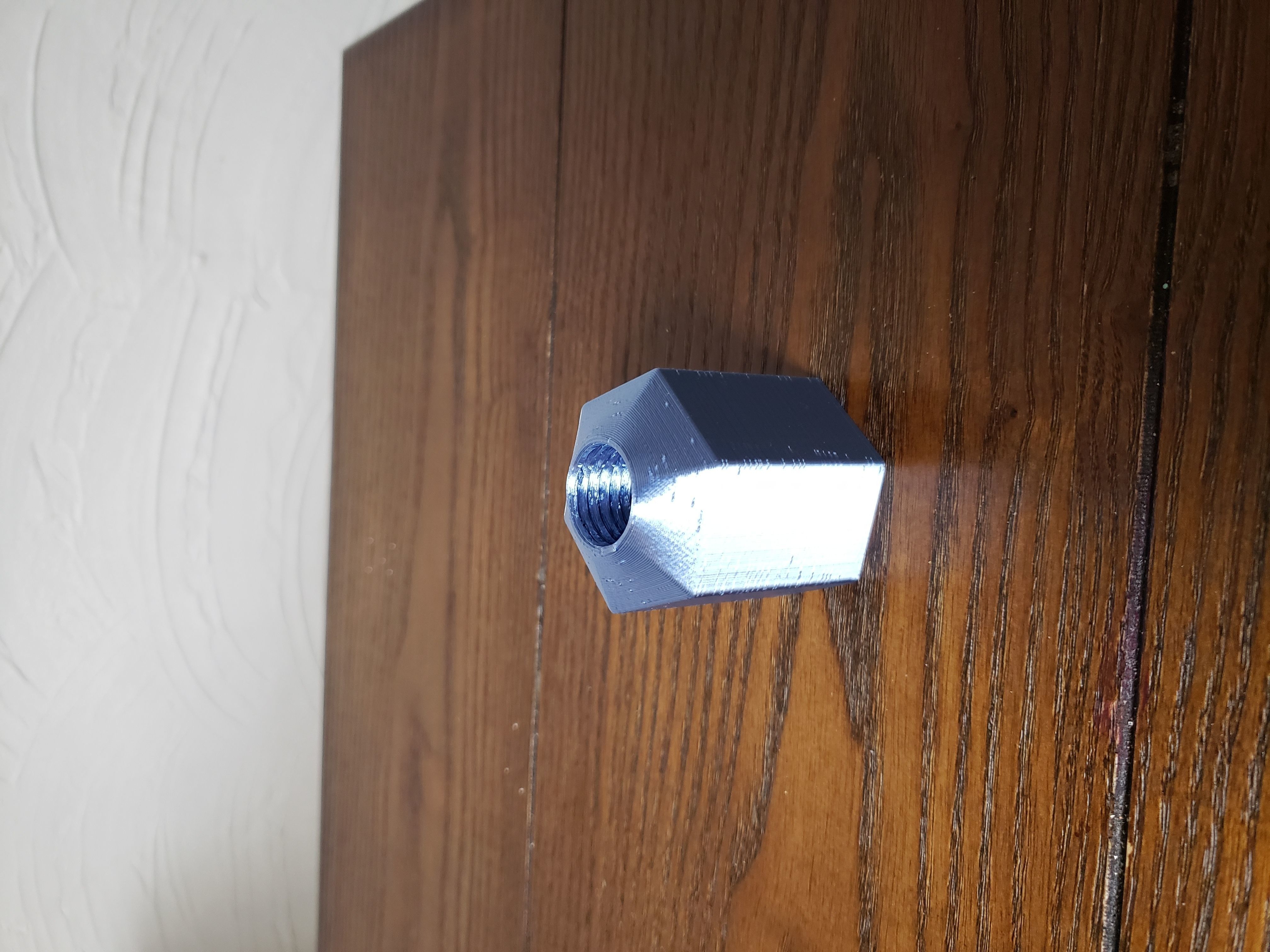 Lug Nut Razor Holder 3D print model_2