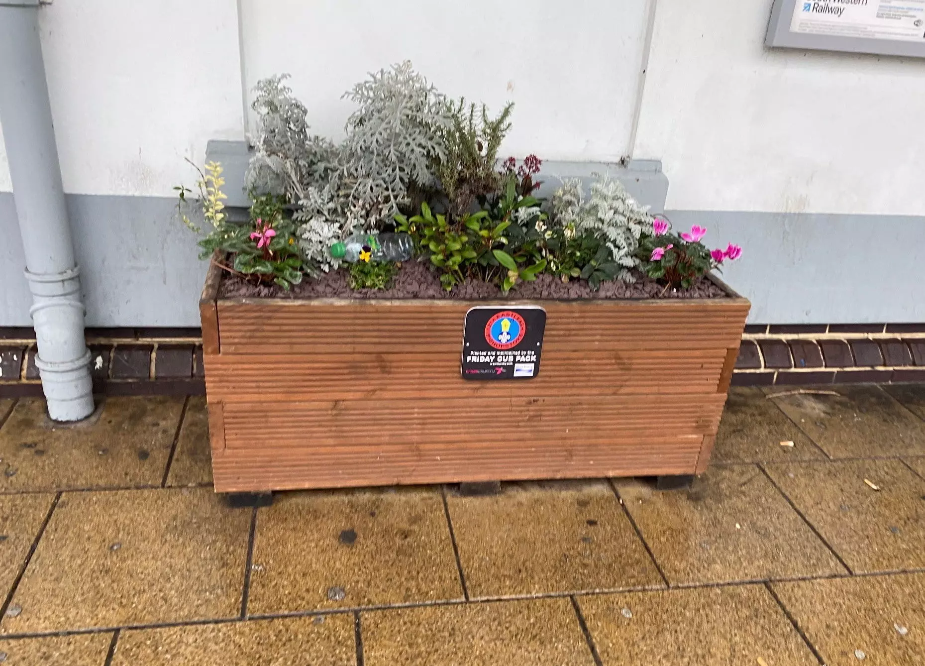 Model Railway Wooden Flower Trough Planter 3D print model_0