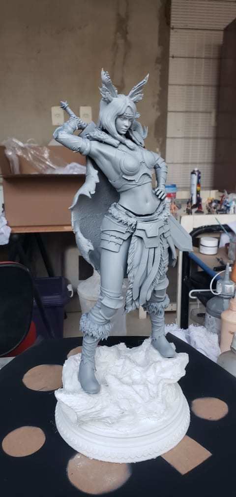 Guerreira statue of woman holding sword 3D print model_5