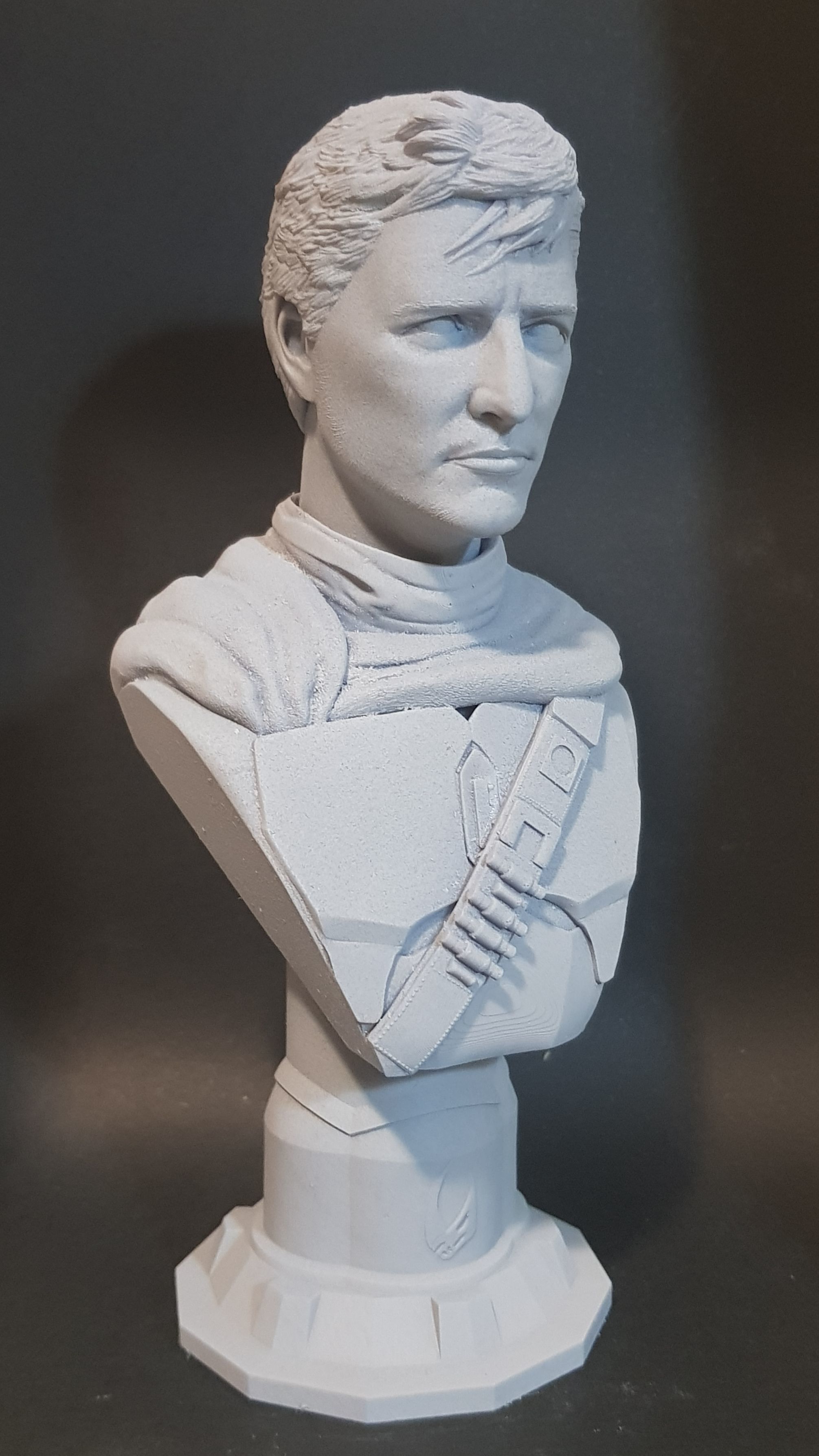 The Mandalorian Din Djarin by Pedro Pascal 3D print model_24