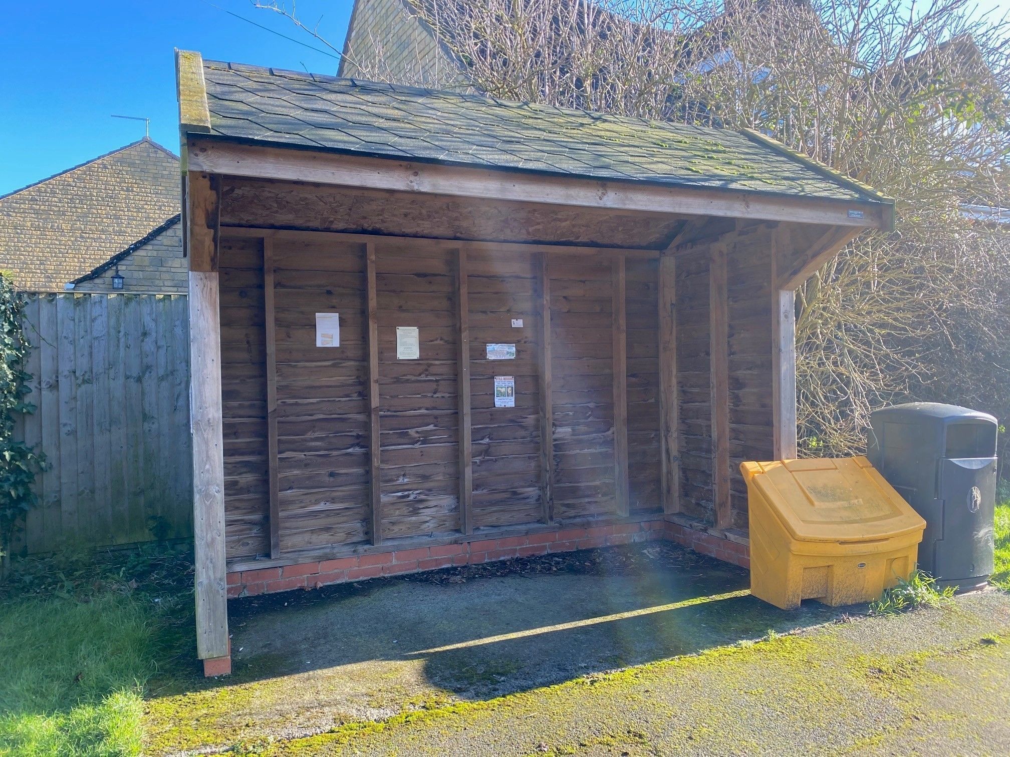 Model Railway Wooden Bus Shelter 3D print model_5
