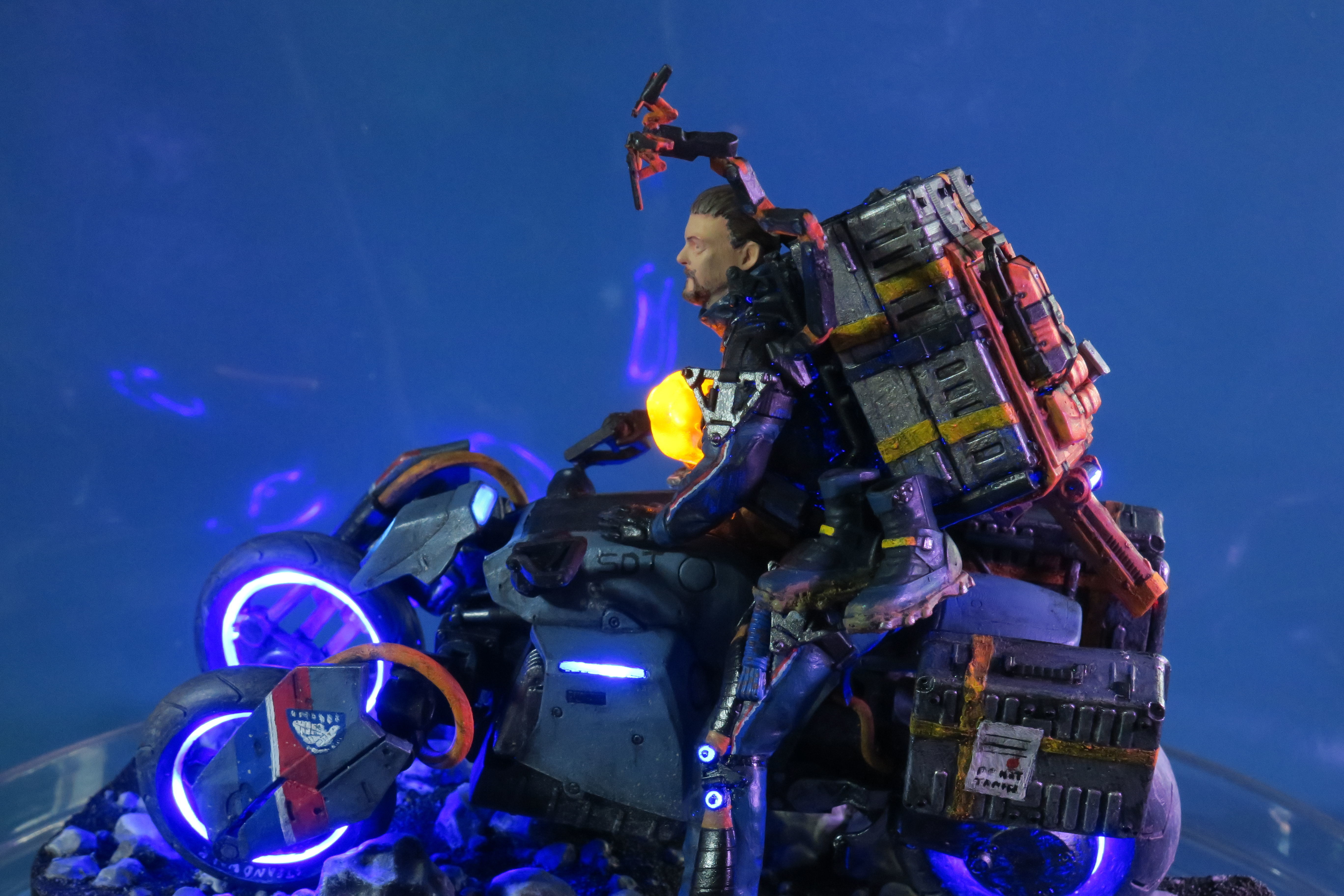 Death Stranding Sam on his bike with LED lights 3D print model_31