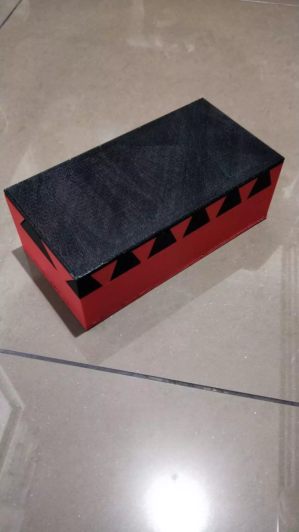 Impossible Dovetail Cash Box 3D print model_0