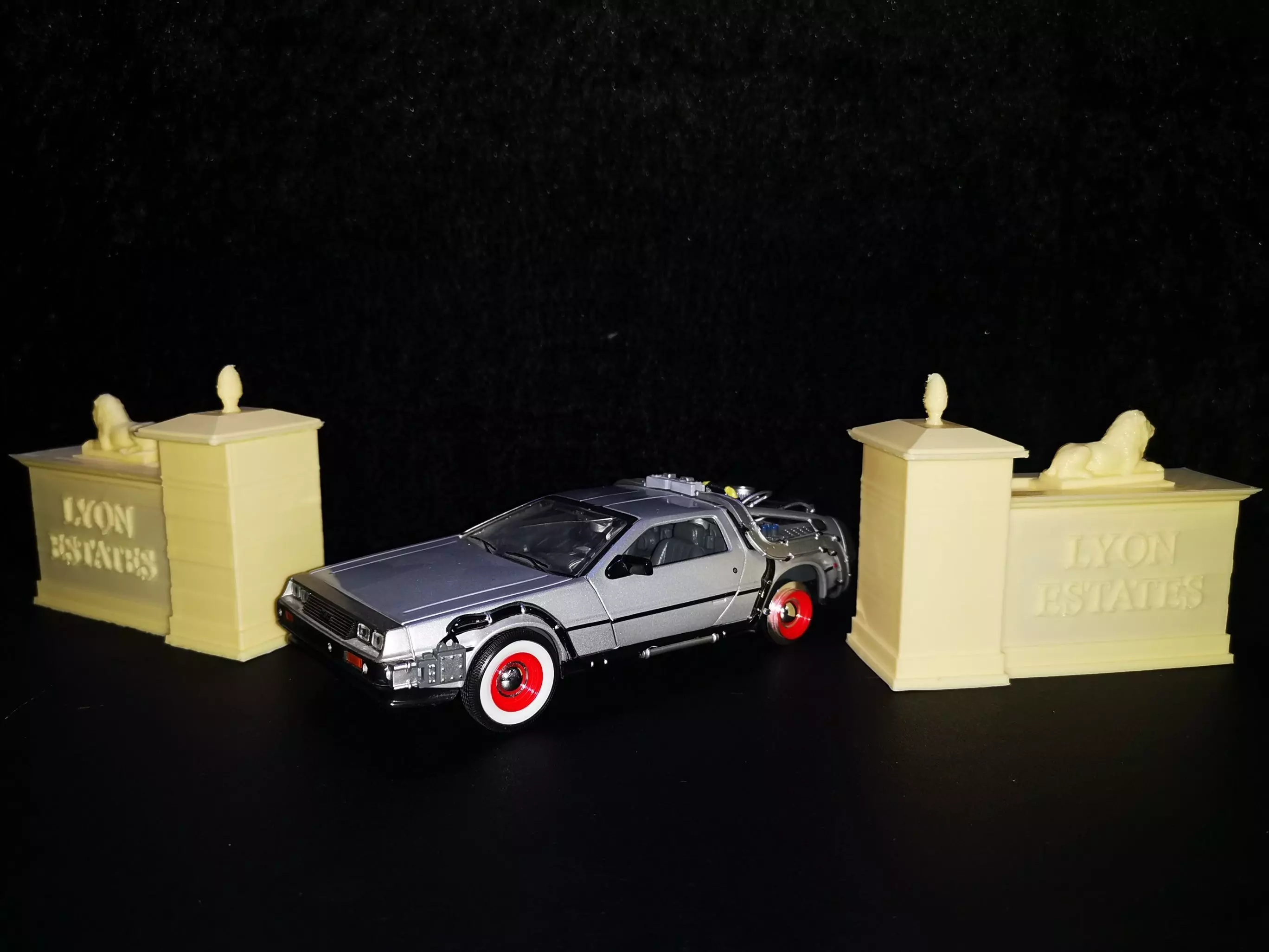 LYON ESTATES RETOUR VERS LE FUTUR 3D print model_0