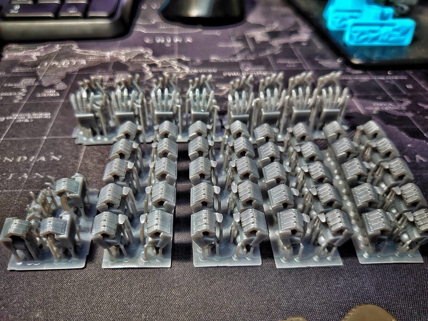 GUNDAM hands for old 144 scale 3D print model_5