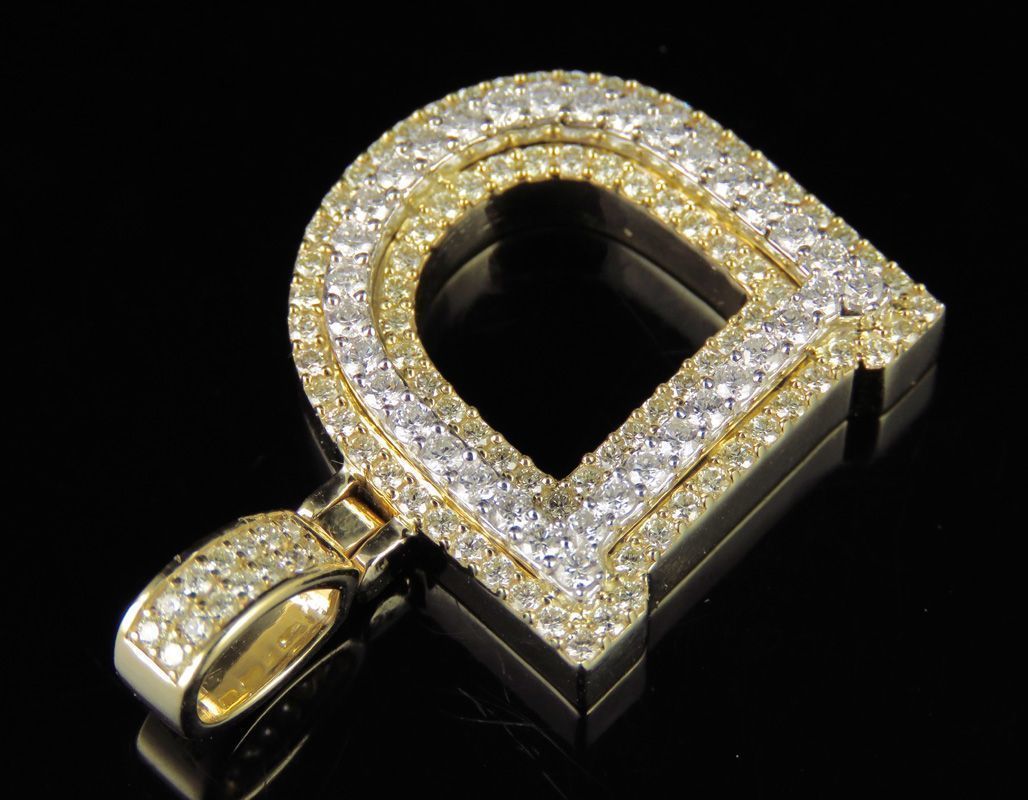 Latter D gold letter pendant with diamonds 3D print model_3