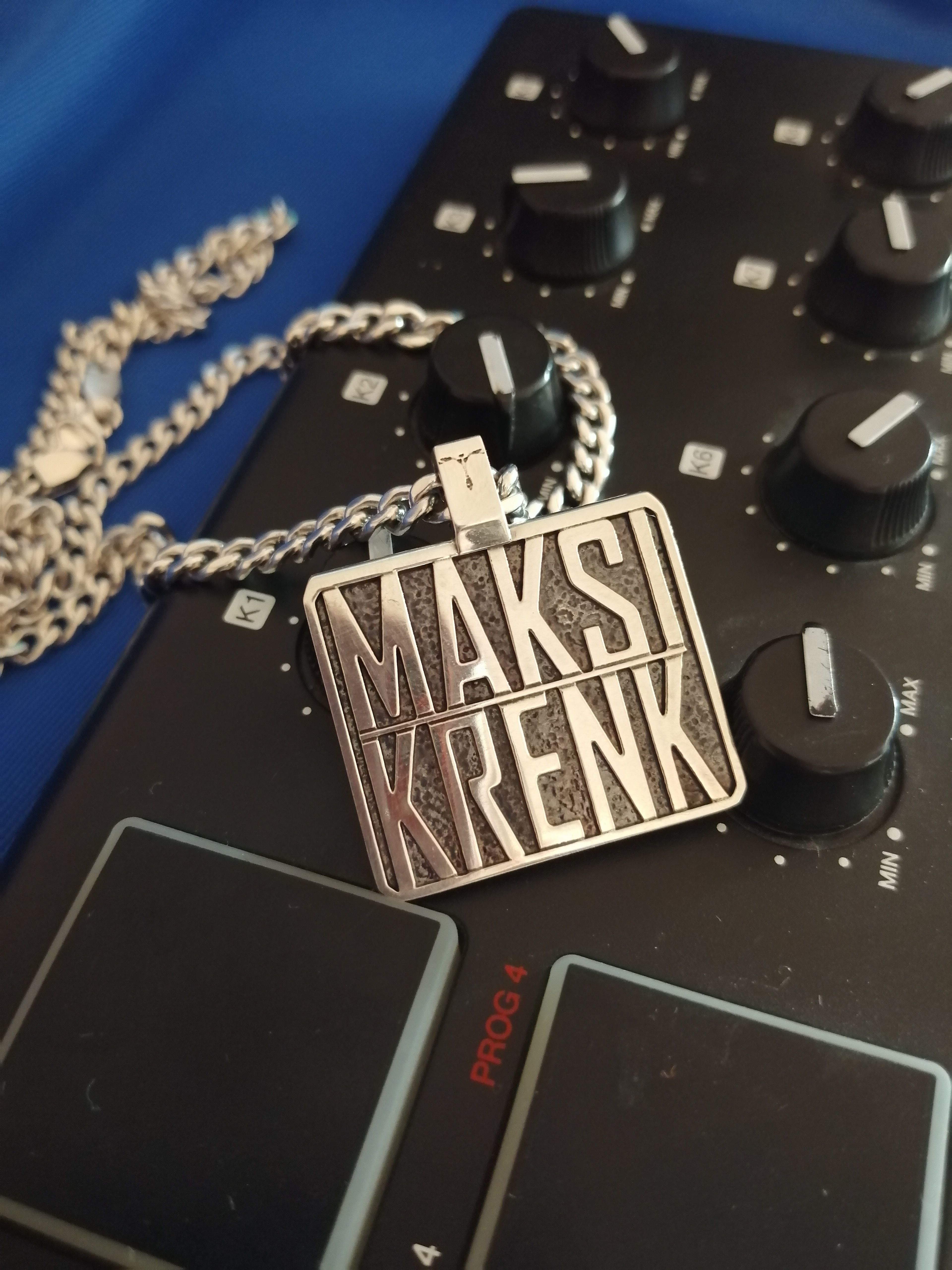 Pendant Akai MPD 3D print model_7
