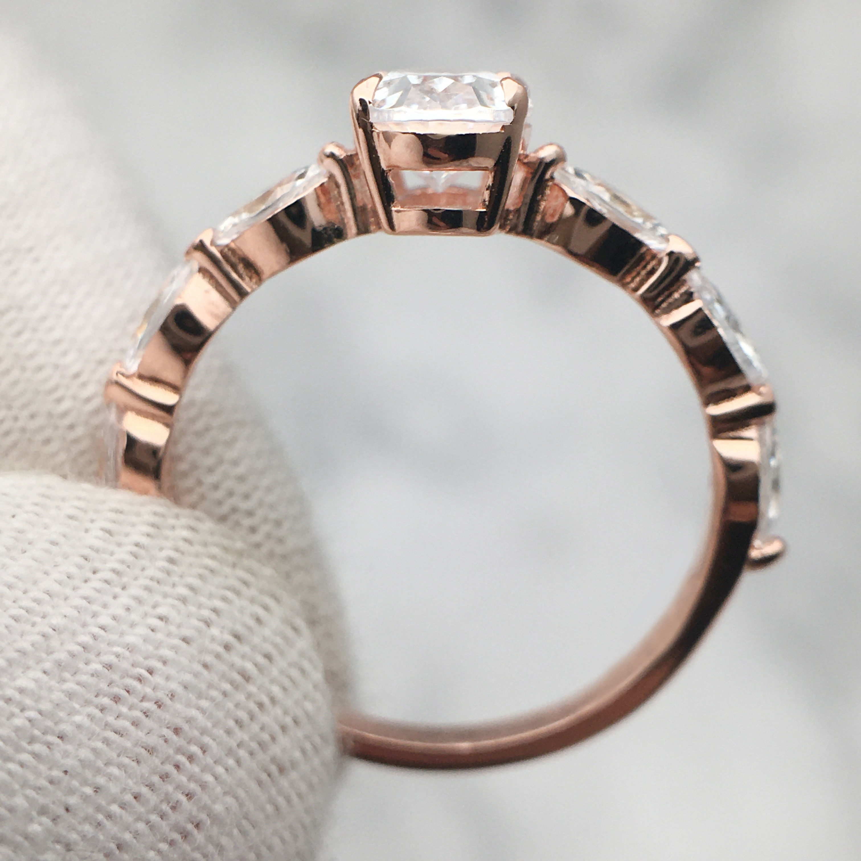 3DM Format Oval cut diamond wedding ring 3D print model_4