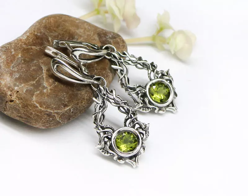 Fantasy dangle earrings model with intricate pattern 3D print model