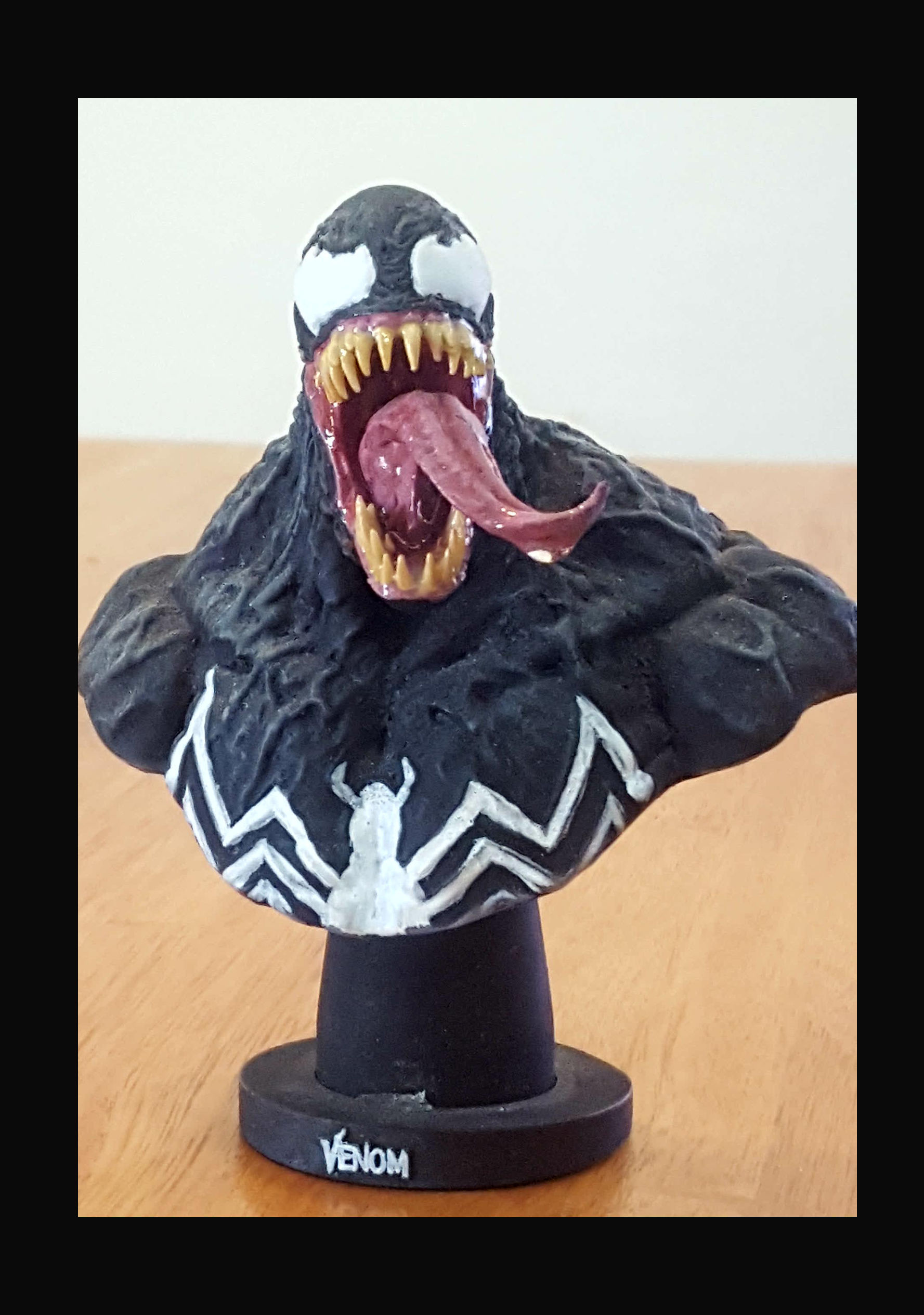 venom bust 3D print model_13