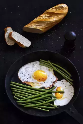 Fried eggs 3D model