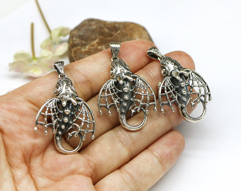 Dragon pendant with wings and pattern for oxidizing 3D print model_4