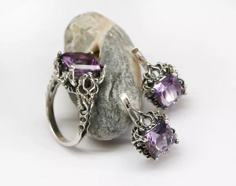 Earrings and ring - Fantasy or vintage style - Download 3D model 3D print model