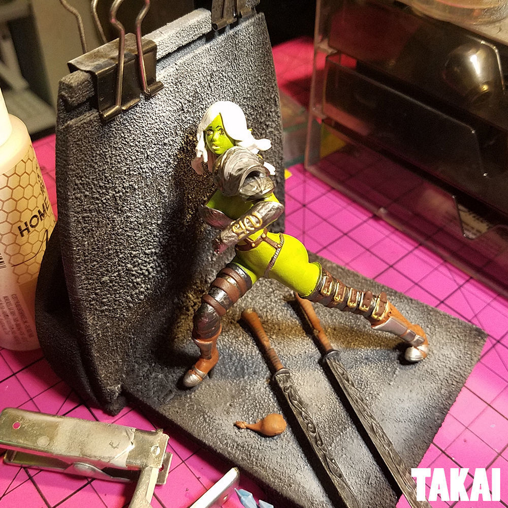 Fantasy 3D Print Pin Up Figurine - Mistress Army Berserker 3D print model_6