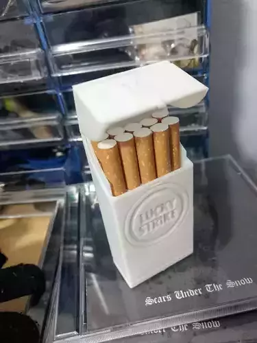 10 Cigarette Pack - Lucky Strike