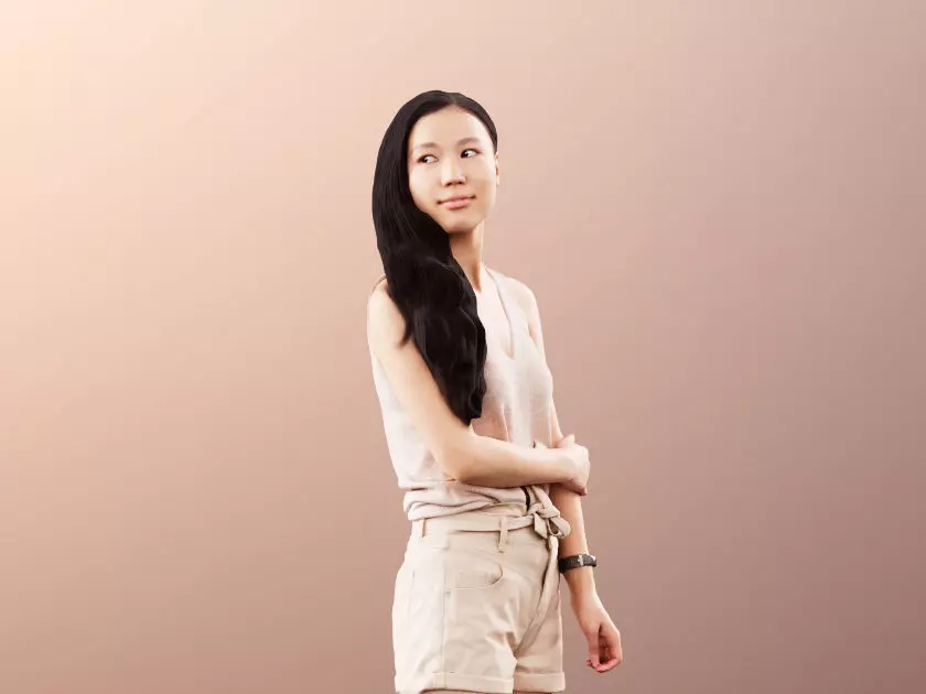 Anita 11349 - Summer Girl Waiting And Looking Around 3D model