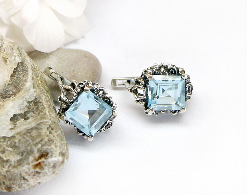 A set of latch-back earrings 3d models with stones for oxidizing 3D print model_18