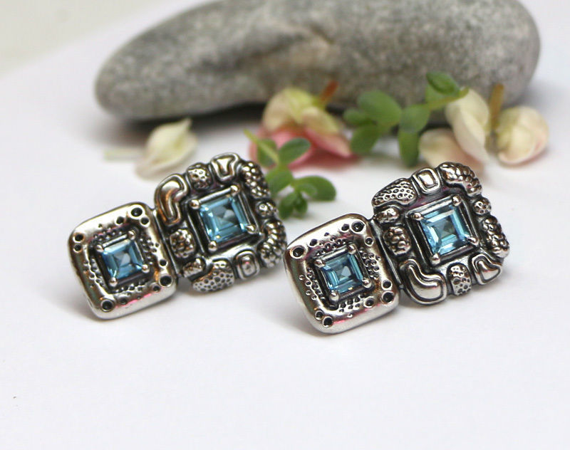 A set of latch-back earrings 3d models with stones for oxidizing 3D print model_4