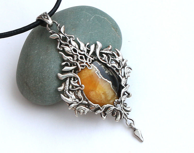 A bundle of fantasy pendants 3d models with stones for oxidizing 3D print model_18