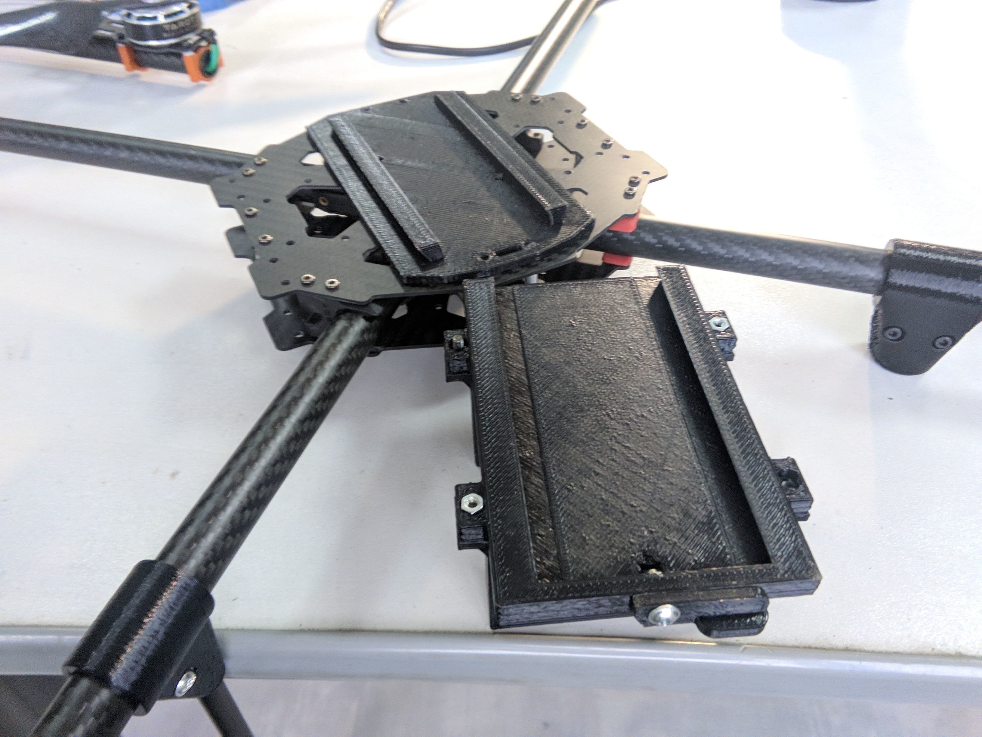 Hopper and battery for Tarot 650 Trichogramma 3D print model_7