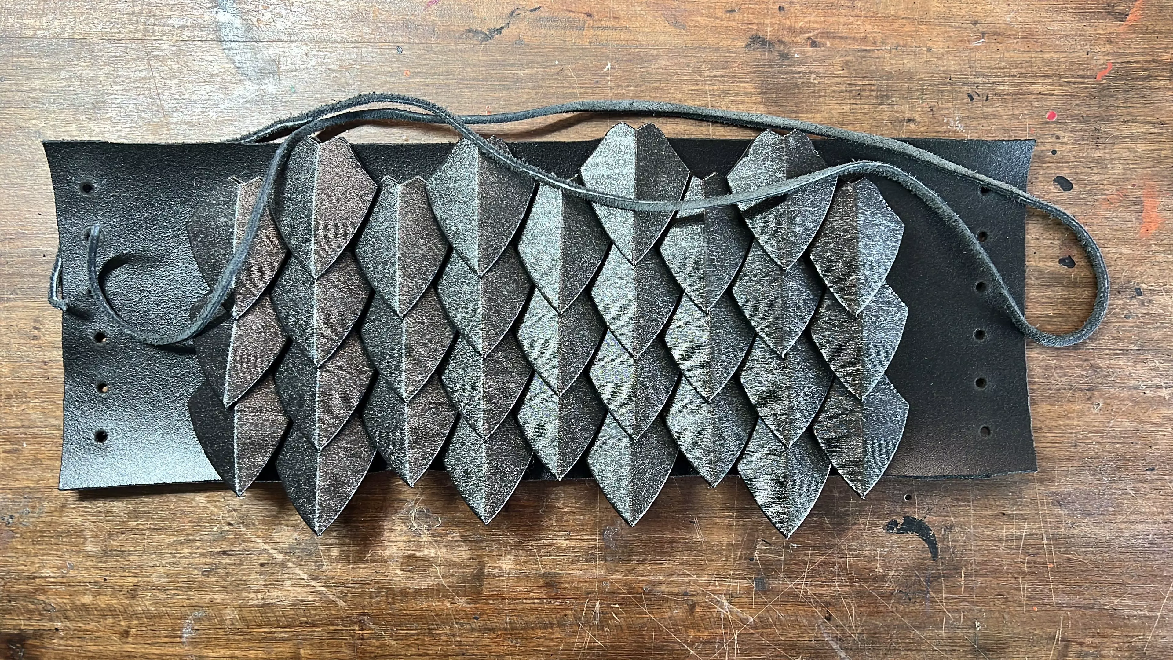 Scalemail Armor - Create your own super light scalemail 3D print model_0