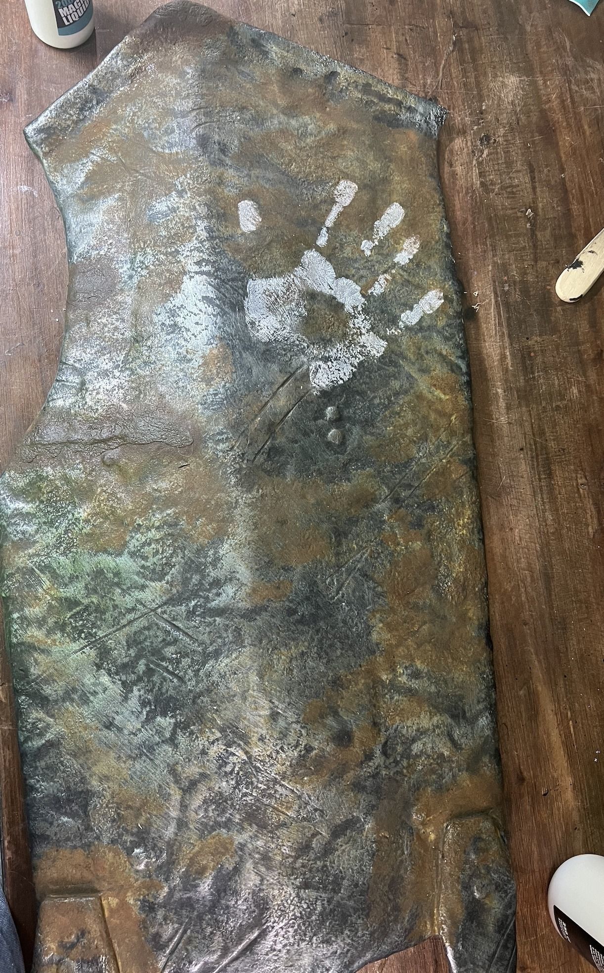 Uruk Hai Shield - Wearable 3D print model_7