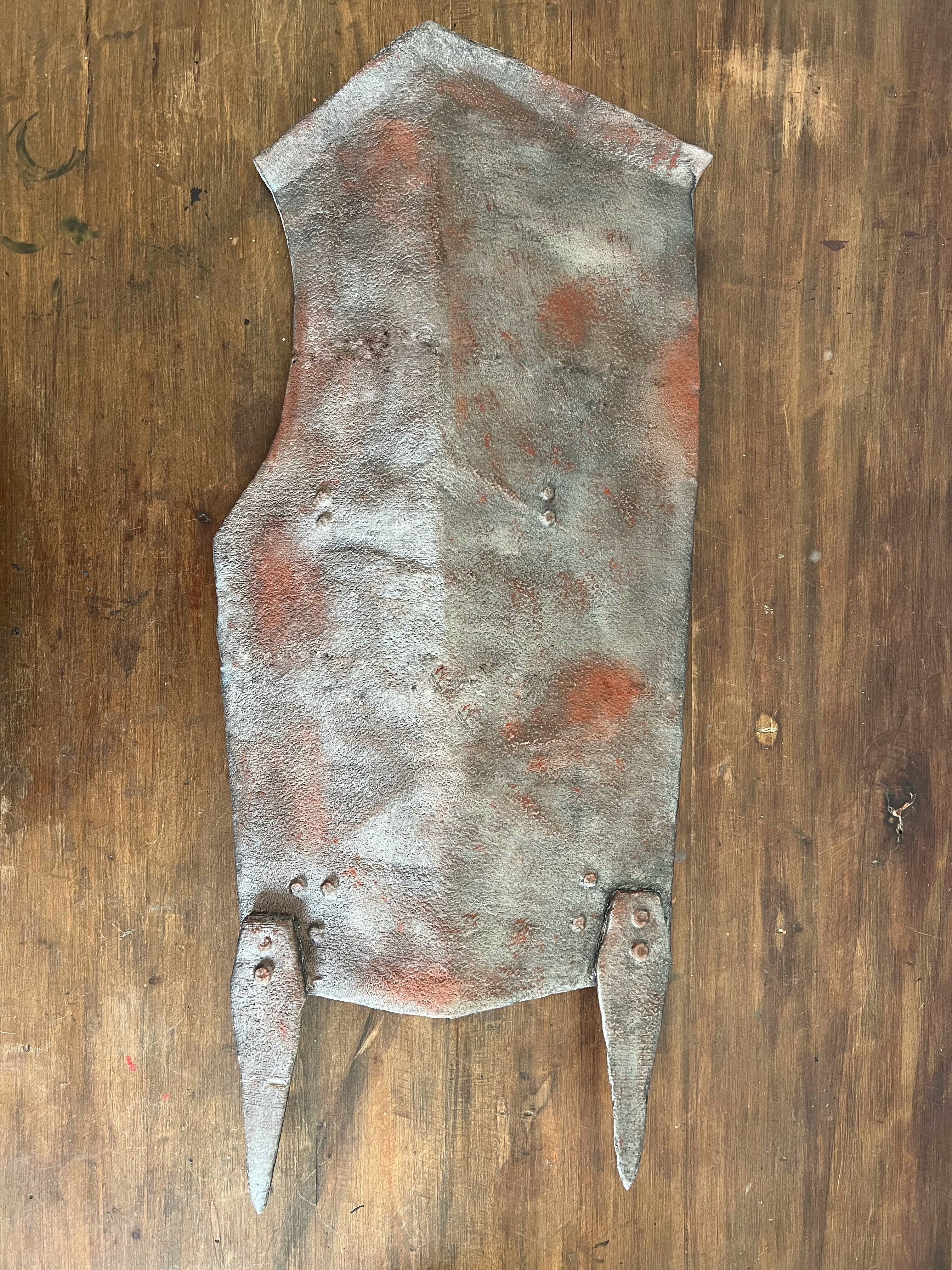 Uruk Hai Shield - Wearable 3D print model_6