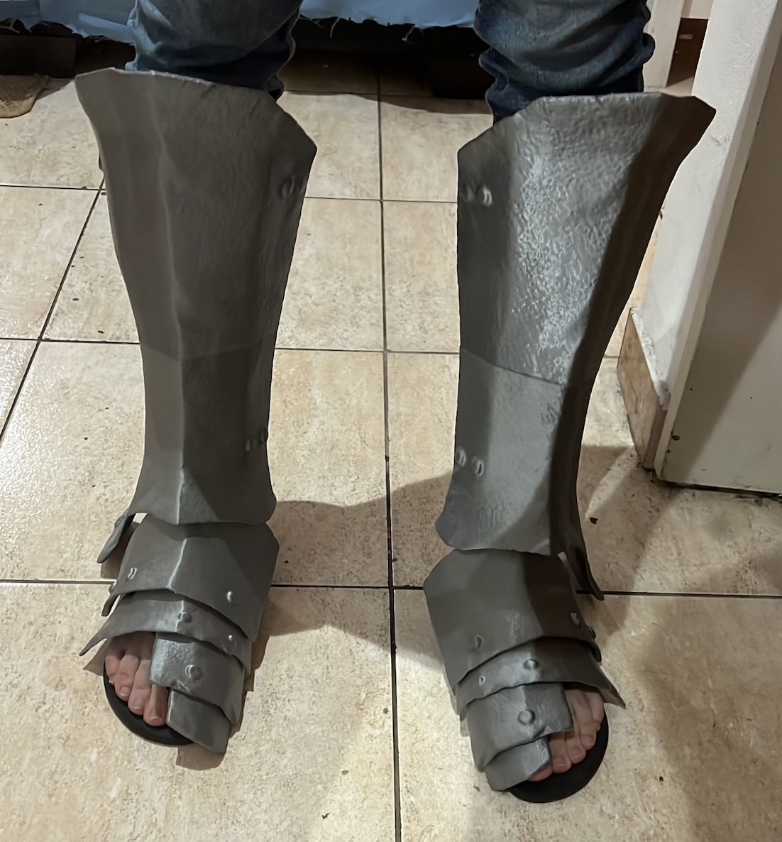 Uruk Hai Legs - Wearable 3D print model_7
