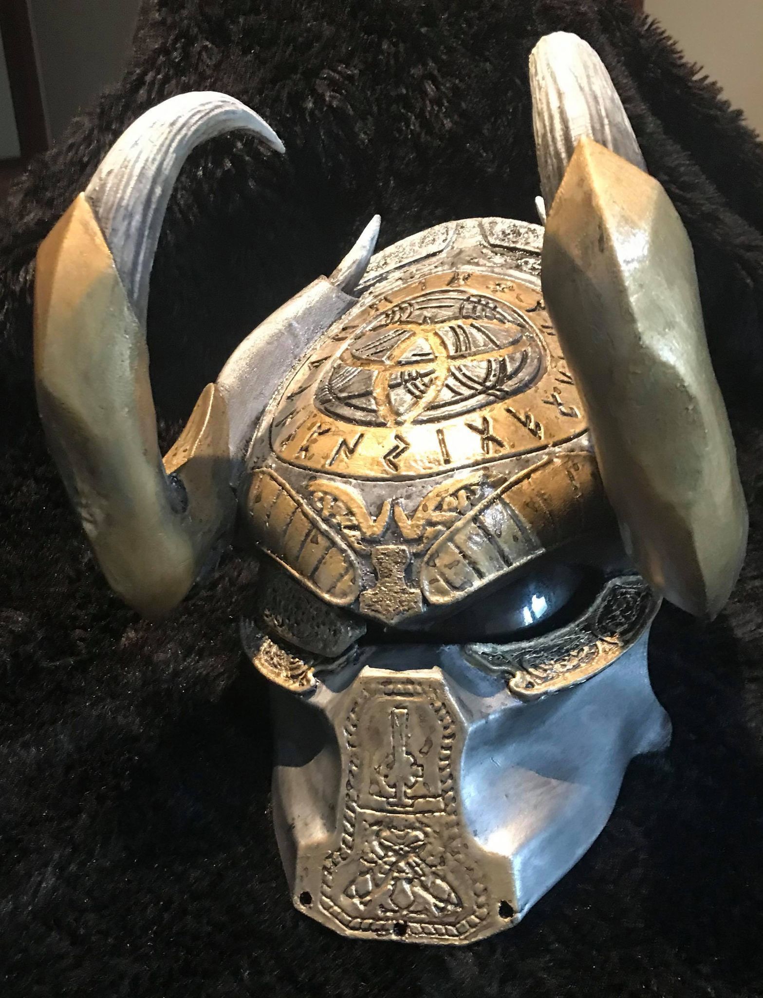 Wearable Viking Predator Bio Mask 3D printable model 2