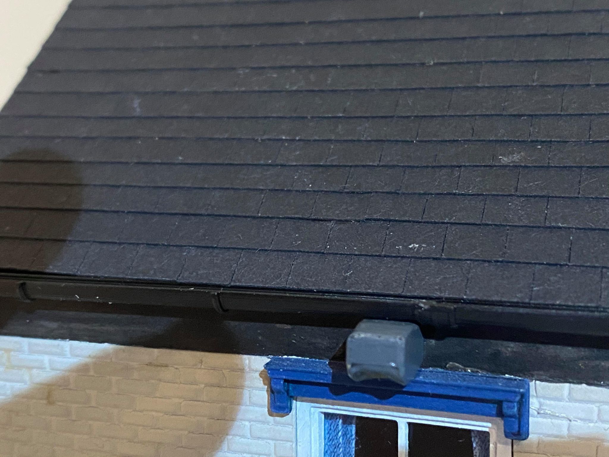 ROOF GUTTER 7MM SCALE O GAUGE MODEL RAILWAY 4MM OFFSET 3D print model_2