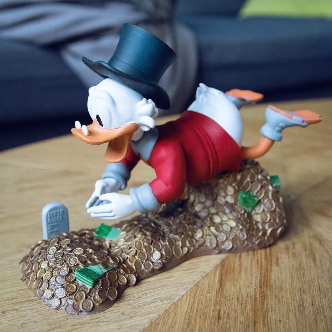 FANART - PICSOU - SCROOGE MCDUCK - DIORAMA 3D print model_0