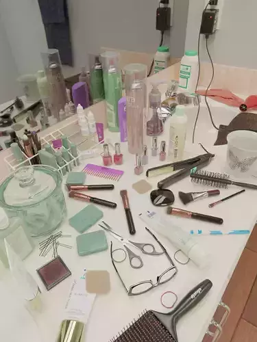 Messy Bathroom 3D model