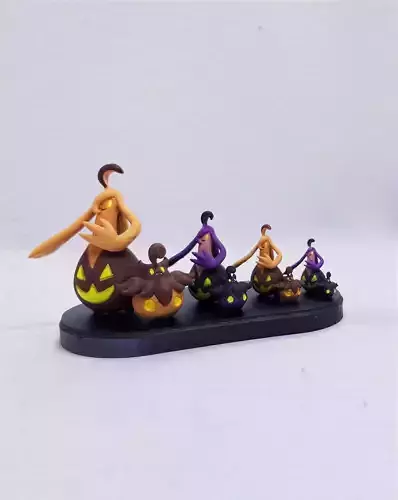 Pokemon Pumpkaboo and Gourgeist