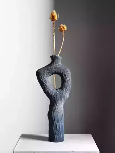 Onishi Vase with Teasels