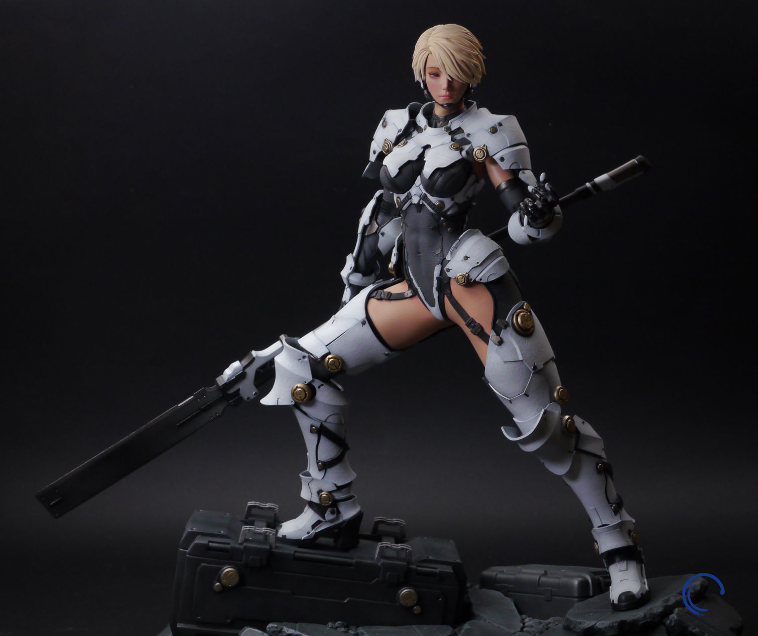 Echos female action figure holding sword 3D print model_2