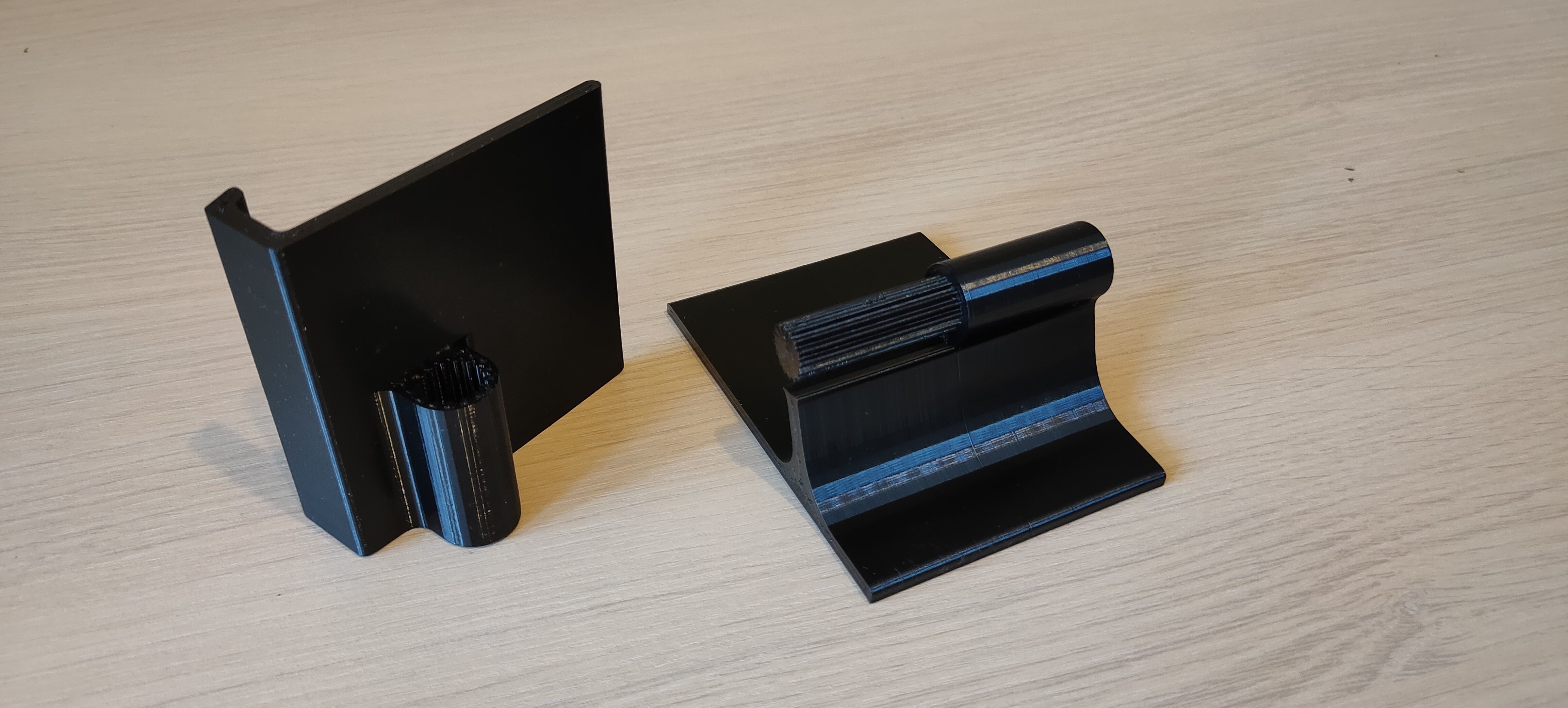 Smartphone stand 3D print model_2