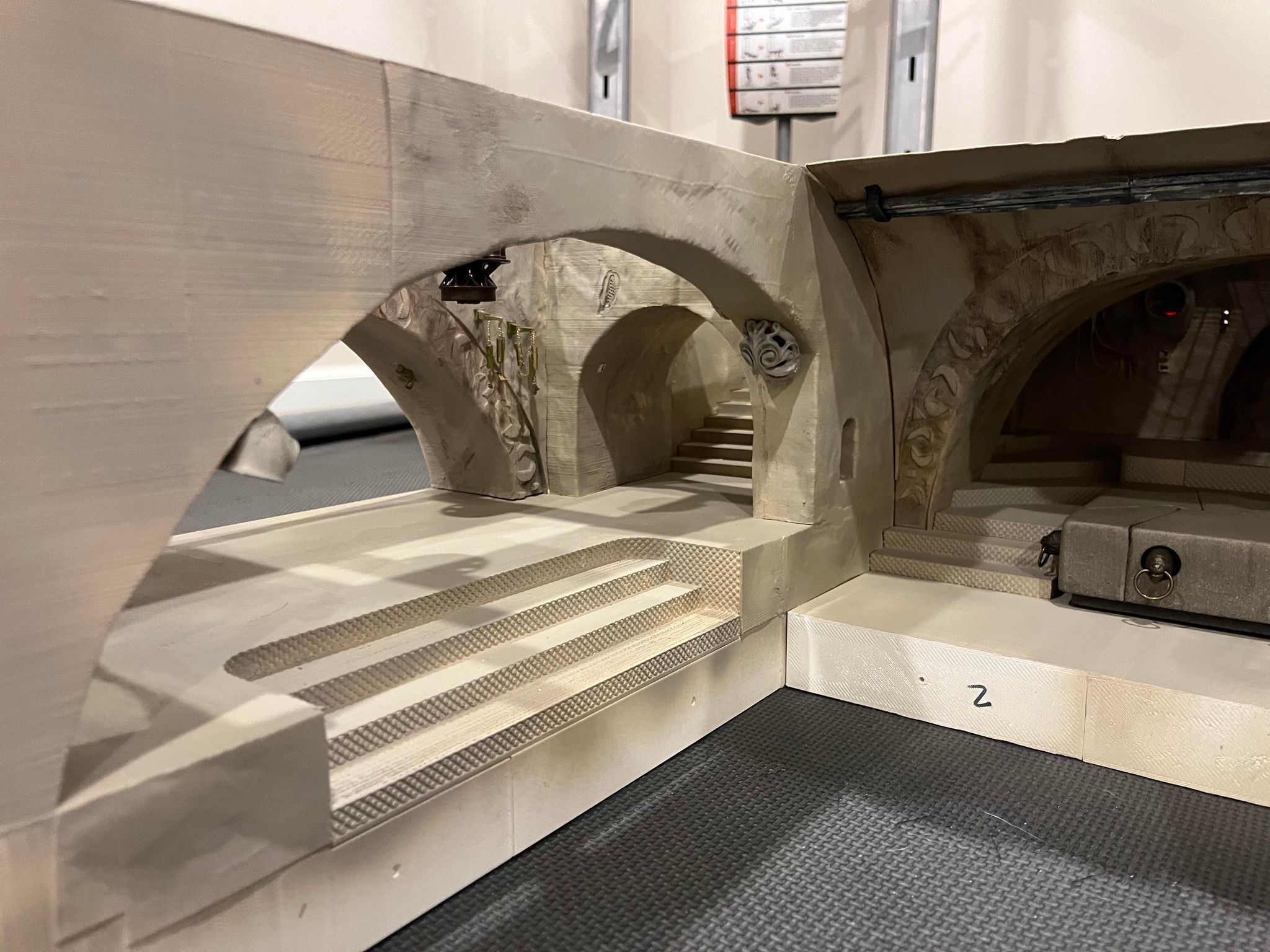 Jabbas Throne Room - Set 4 - Side entrance 1-6 scale Hottoys 3D print model_52