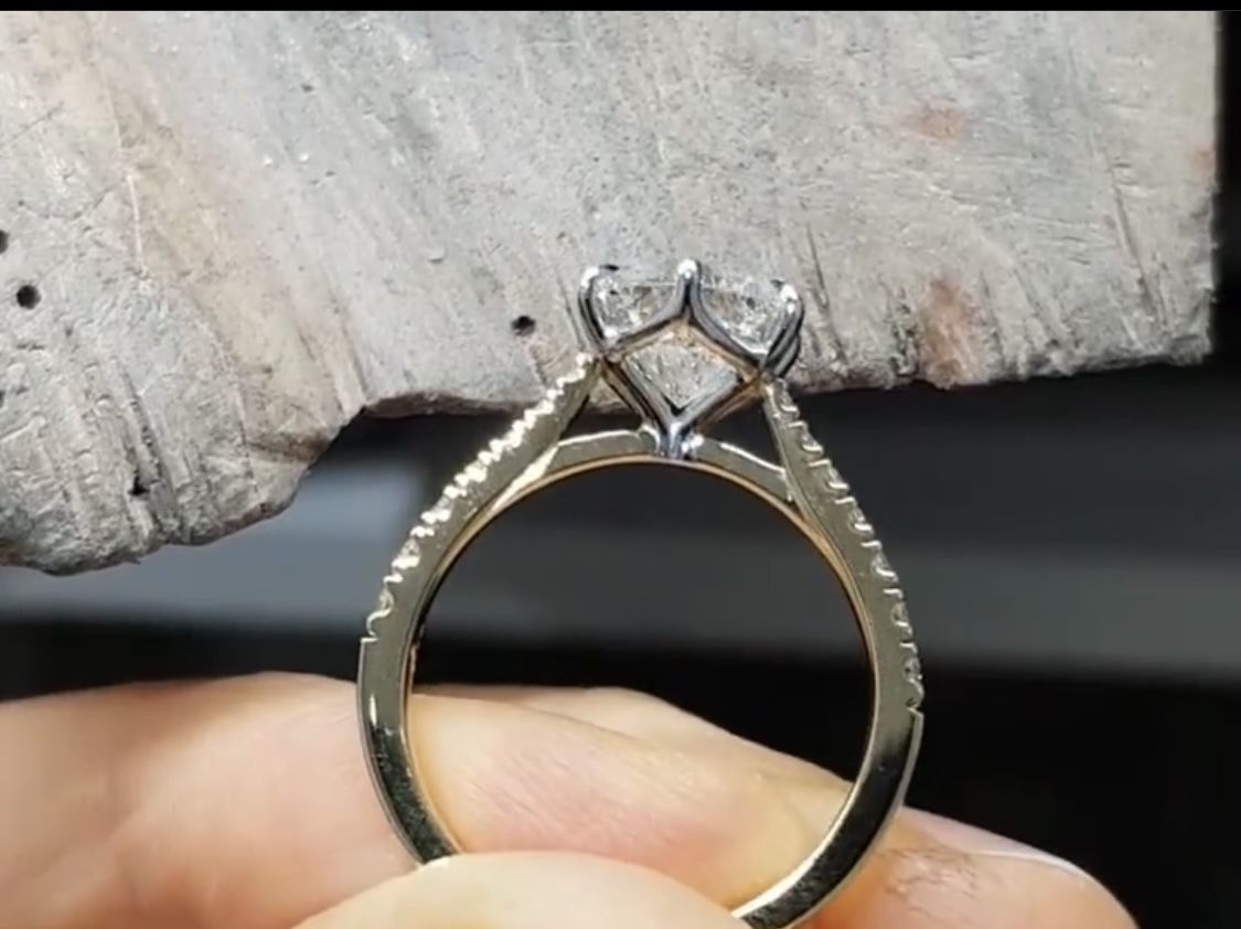 Women ring Engagement Solitarie gems Round Solitario Sl76 3D print model_10